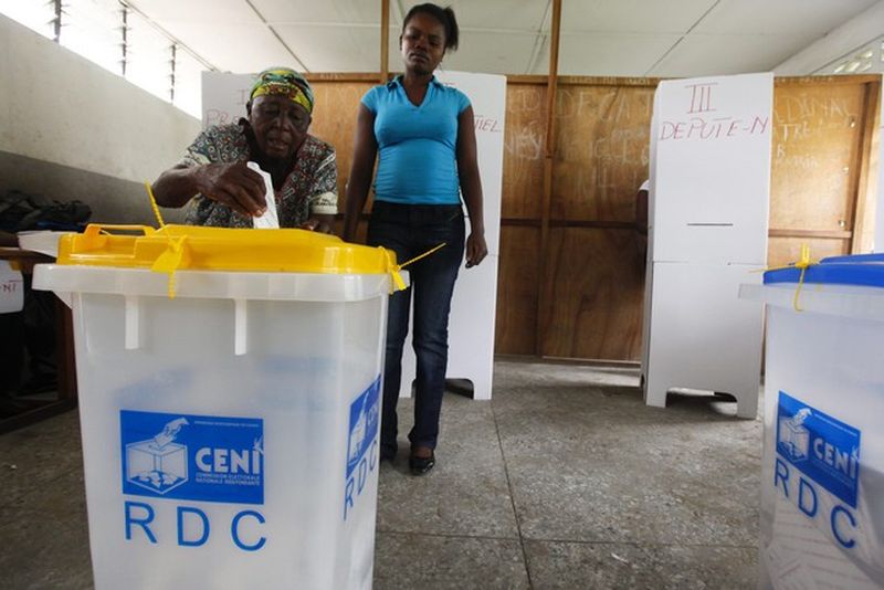 Le dépouillement des bulletins de vote a débuté dans la nuit de lundi à mardi. Les résultats préliminaires ne seront pas annoncés avant le 6 décembre.