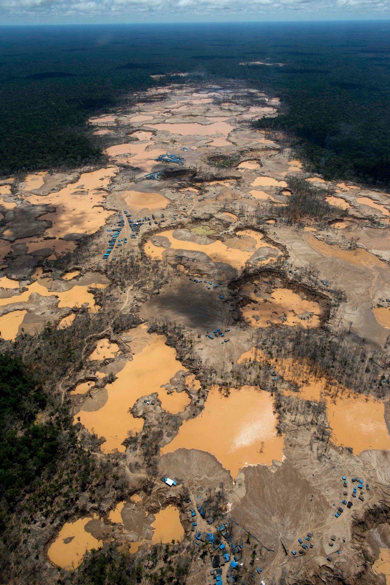 70% de l’or mondial est raffiné en Suisse, sa provenance n’est pas toujours certifiée. Ici la zone de Madre de Dios, dans la Pampa au Pérou, connue pour ses pratiques illégales en matière d’extraction de l’or.