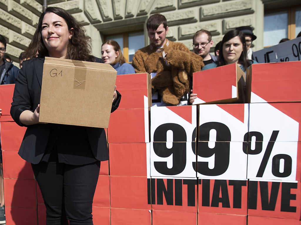 La Jeunesse socialiste et sa présidente d'alors Tamara Funiciello avaient déposé le 2 avril 2019 l'initiative. (archives)