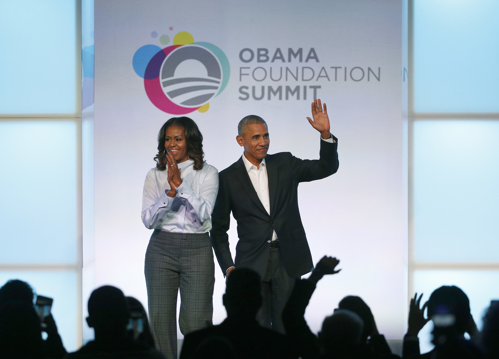 Que ce soit avec la vente de leurs livres ou la tenue de conférences, le couple Obama génère d'énormes revenus (archives).