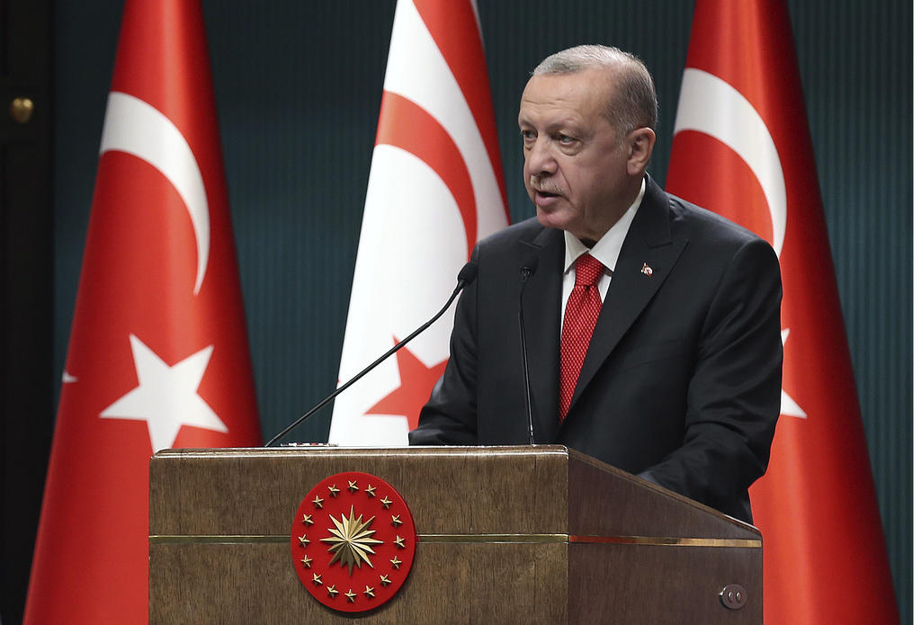 La présidence turque a condamné mercredi avec "la plus grande fermeté" cette "caricature abjecte" qui reflète, selon elle, une "hostilité contre les Turcs et l'islam".