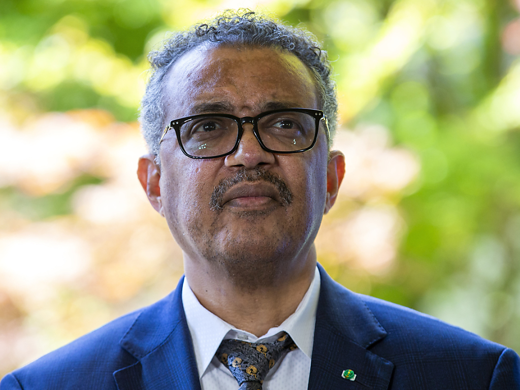 Les pays qui laissent le virus circuler librement jouent avec le feu", a déclaré le directeur général de l'OMS, Tedros Adhanom Ghebreyesus.