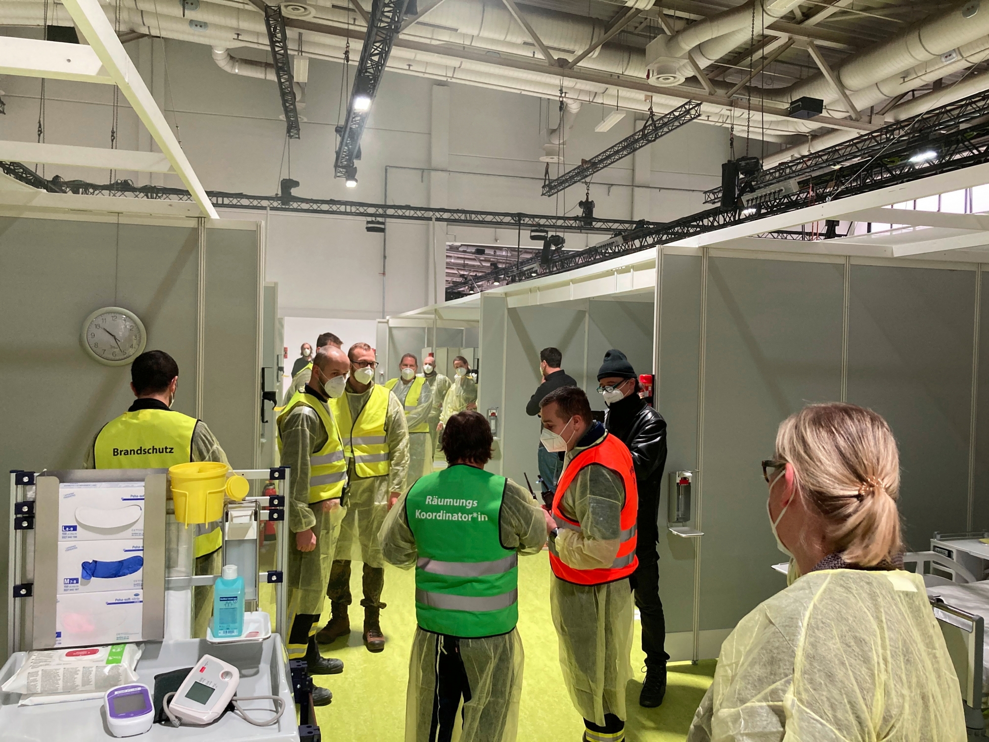 L’hôpital d’urgence pour patients du Covid-19, installé dans l’une des grandes halles du parc des expositions berlinois ICC.