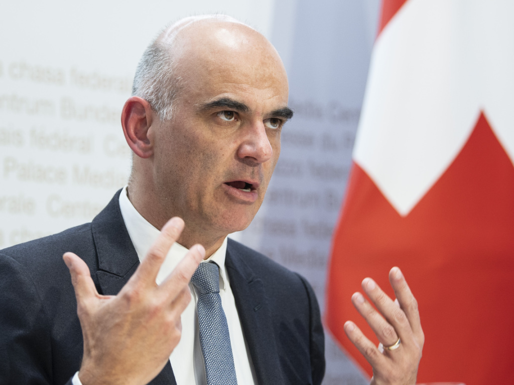 Le conseiller fédéral Alain Berset a présenté vendredi les nouvelles mesures décidées par le gouvernement pour lutter contre le coronavirus (archives).