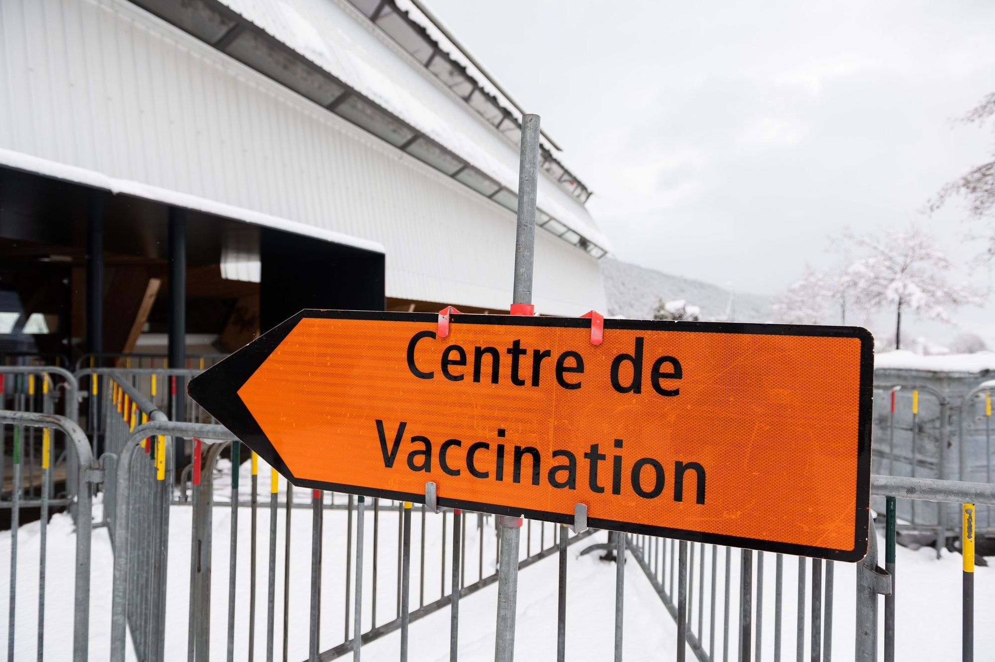 Cette photo a été prise au Mycorama, à Cernier, où sont actuellement effectuées les vaccinations dans le canton de Neuchâtel.