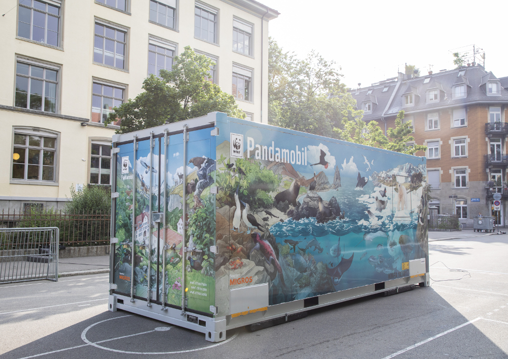 La Pandamobile du WWF fera plusieurs haltes dans le canton de Neuchâtel, jusqu'à fin février.