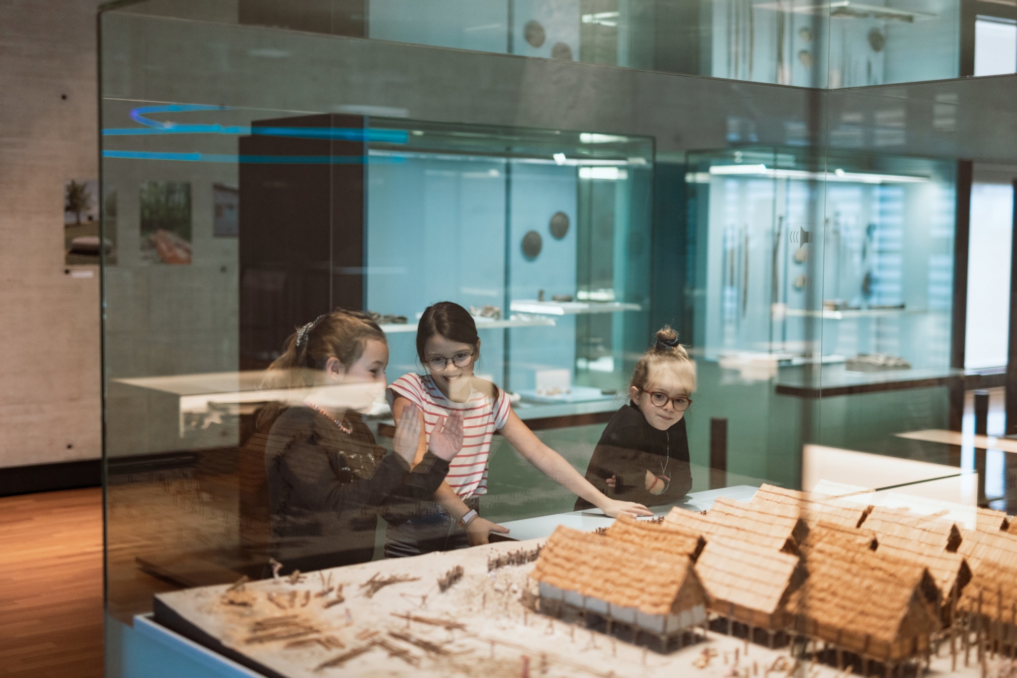 En temps de pandémie, le musée a décidé de s'inviter dans les classes du canton.