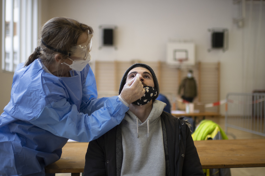 Les autorités sanitaires n'excluent pas un test à large échelle.