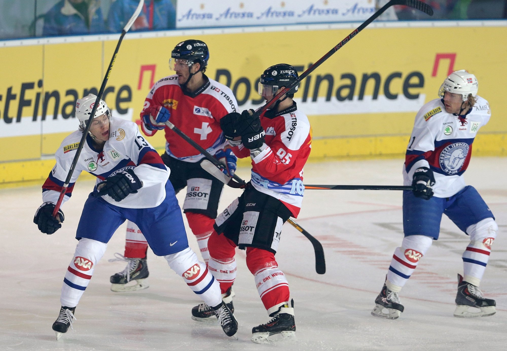 Sondre Olden (ici à gauche) jouera avec le HCC la saison prochaine.