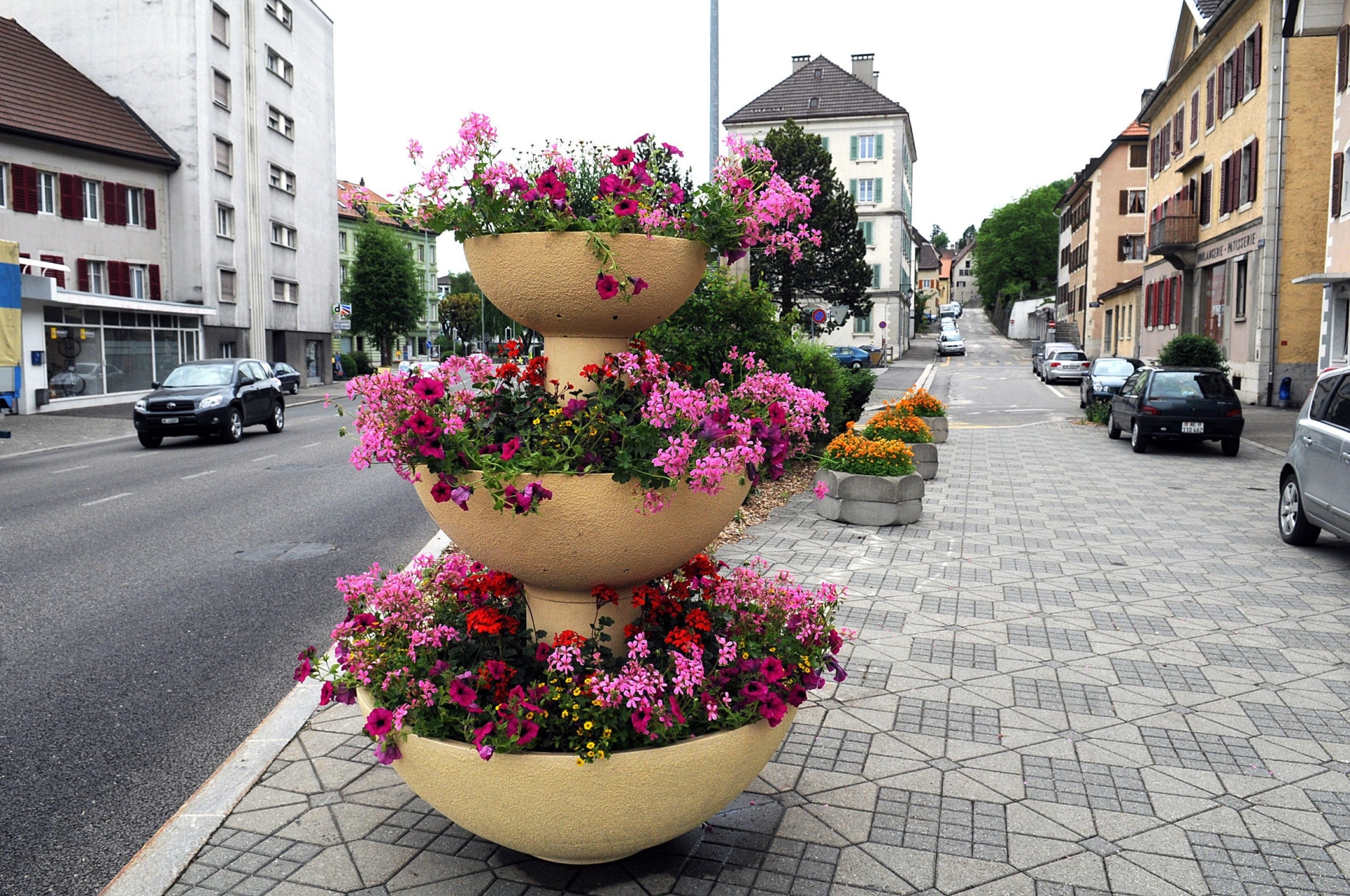 Une magnifique composition pour colorer les rues du Locle.