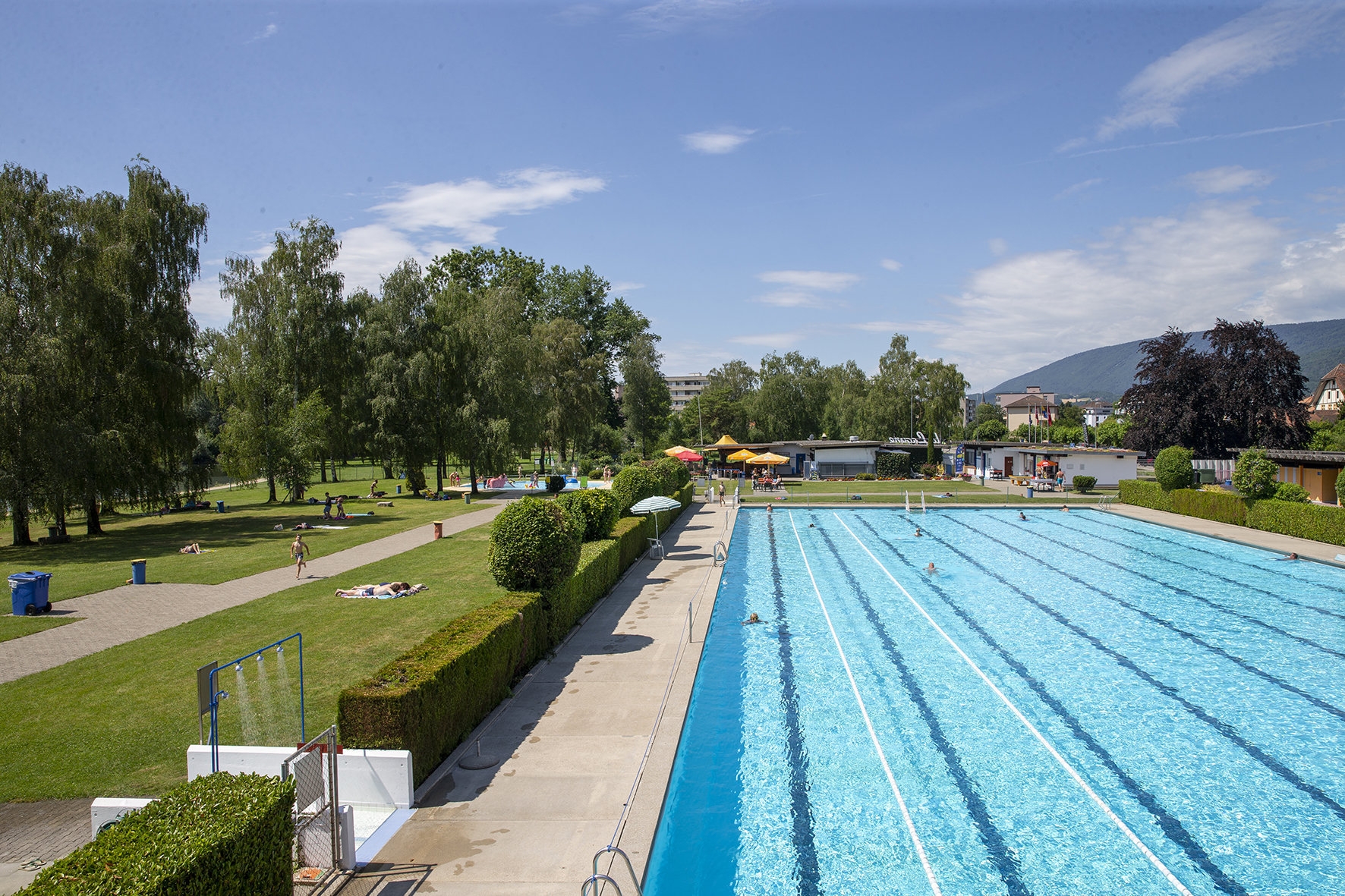 La piscine du Landeron a été la première à ouvrir, le 8 mai dernier.