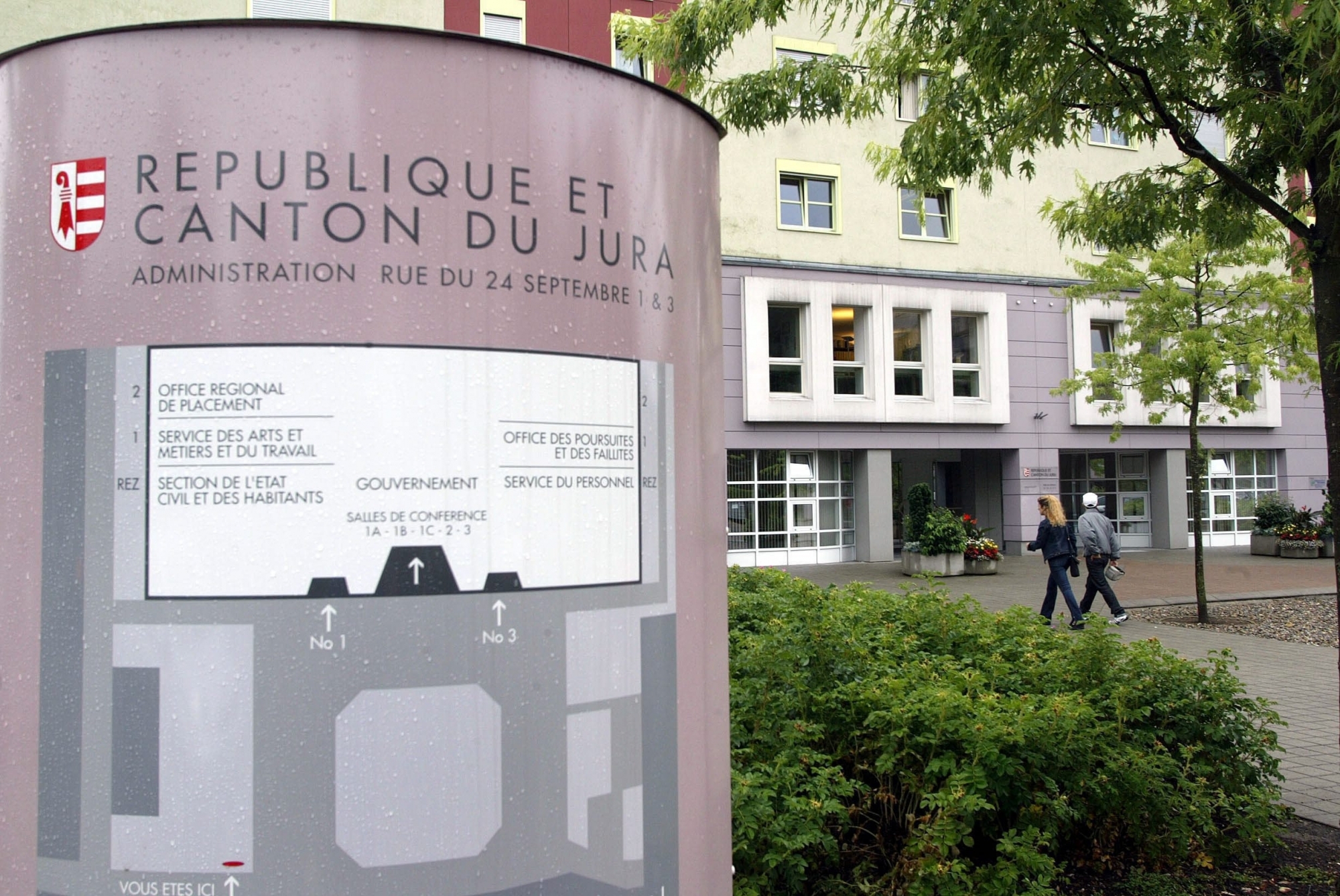 Le canton du Jura, ici le siège de l'administration cantonale à Delémont, boucle l'année 2020 sur un gros déficit en raison de la crise sanitaire.