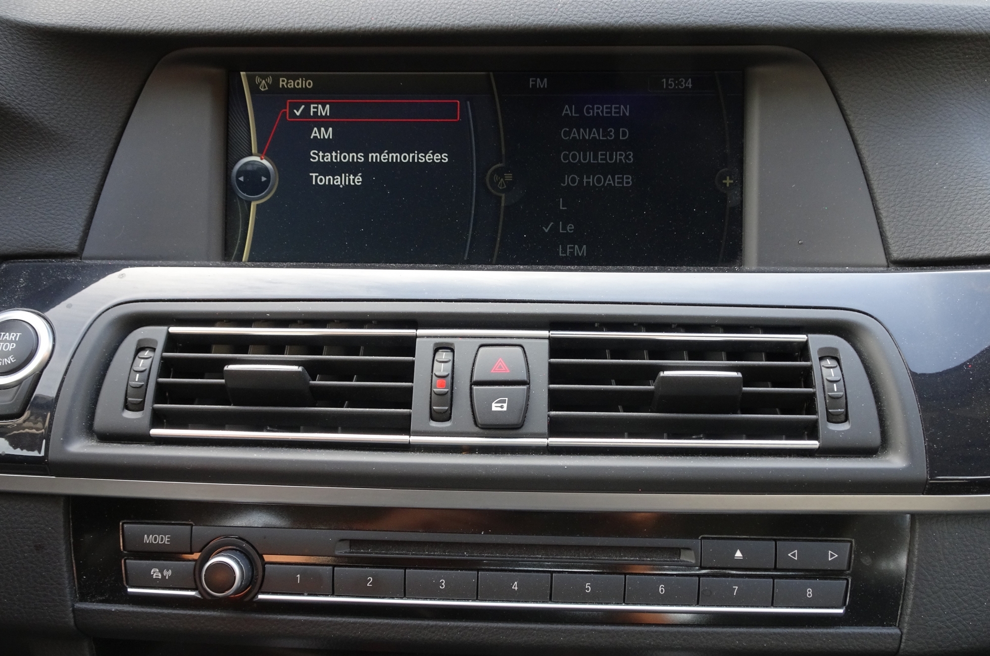OBSOLÈTE Il n’était déjà plus possible de mettre à jour le GPS de cette BMW Série 5 de 2012. Et bientôt, la radio FM et les infos routières se tairont pour toujours. 