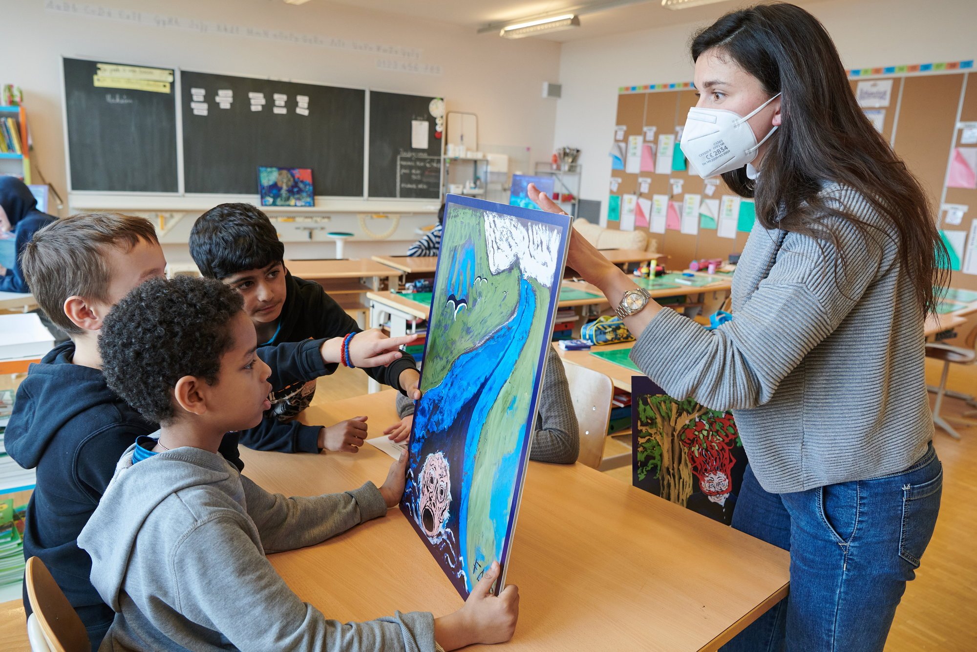 Même les enfants entrent facilement dans l'univers à l'imaginaire débordant de Friedrich Dürrenmatt.