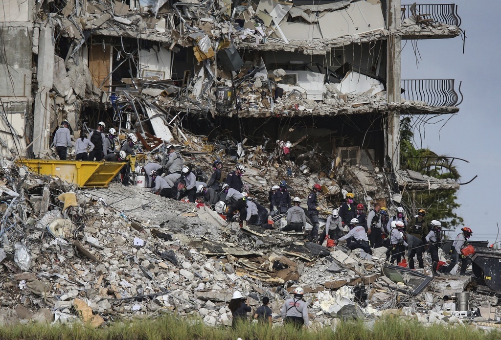 De nombreuses personnes sont toujours portées disparues.