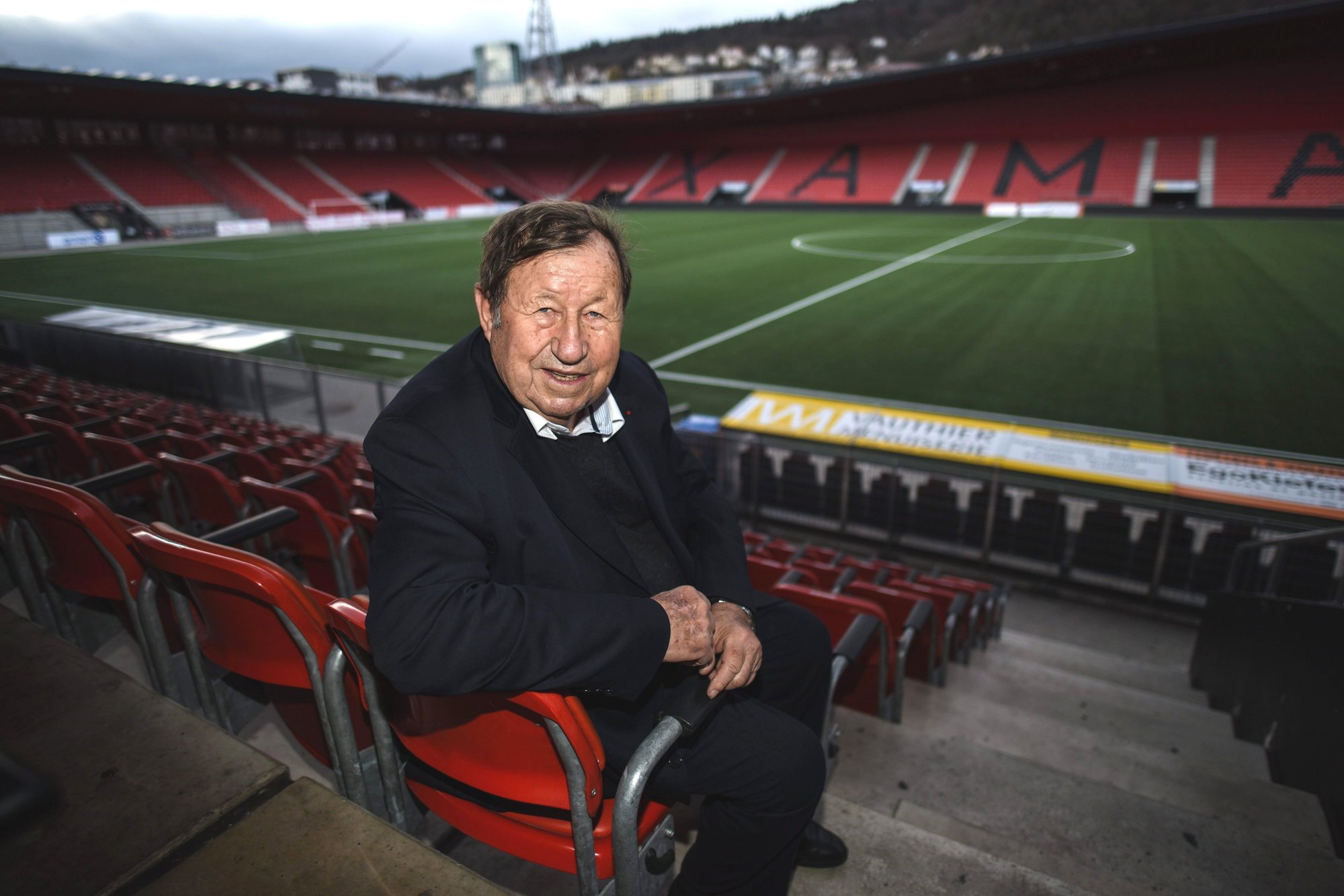 Guy Roux au stade de la Maladière, en octobre 2018.