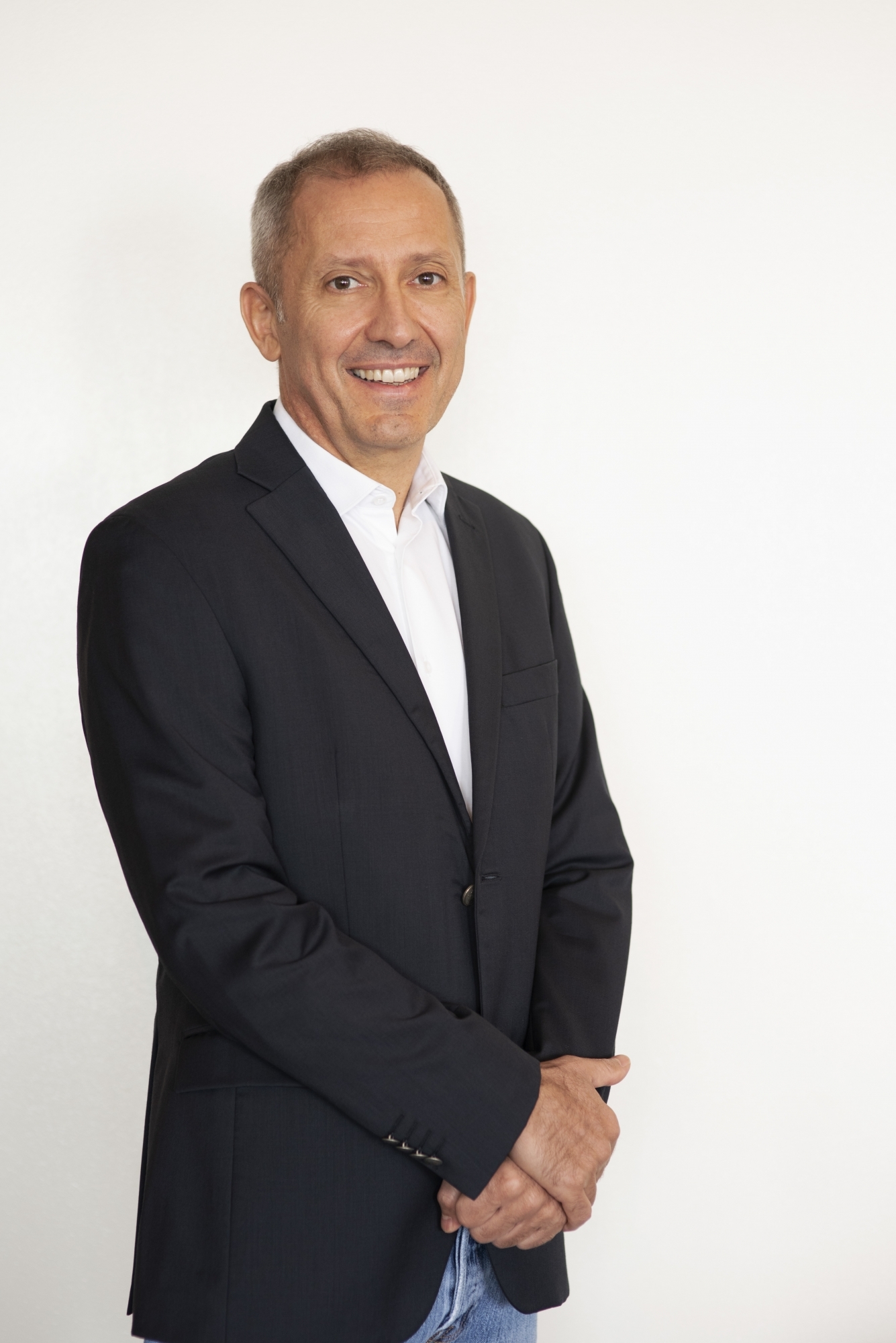 Nabil Francis succède à Christophe Nicolet, co-CEO depuis dix ans.
