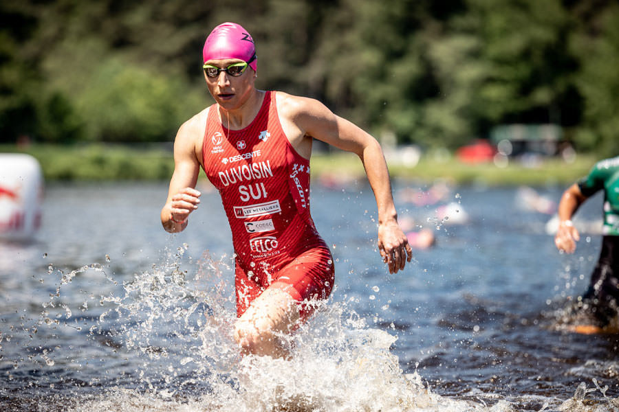 La natation a donné un avantage décisif à Loanne Duvoisin en République tchèque.