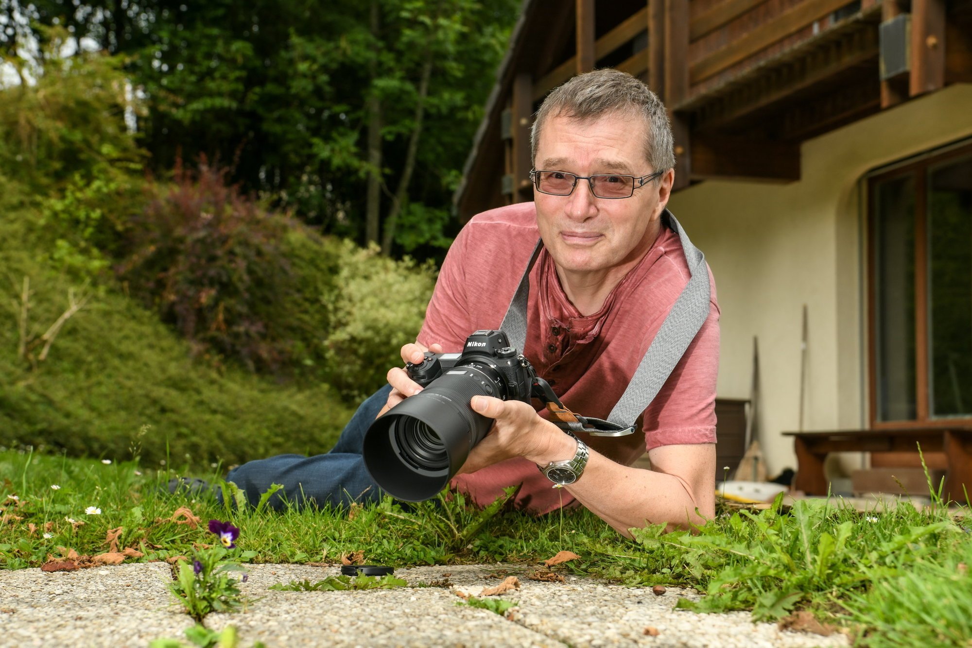 Retraité après 16 ans au Conseil communal du Locle, Jean-Paul Wettstein renoue avec sa passion pour la photographie.