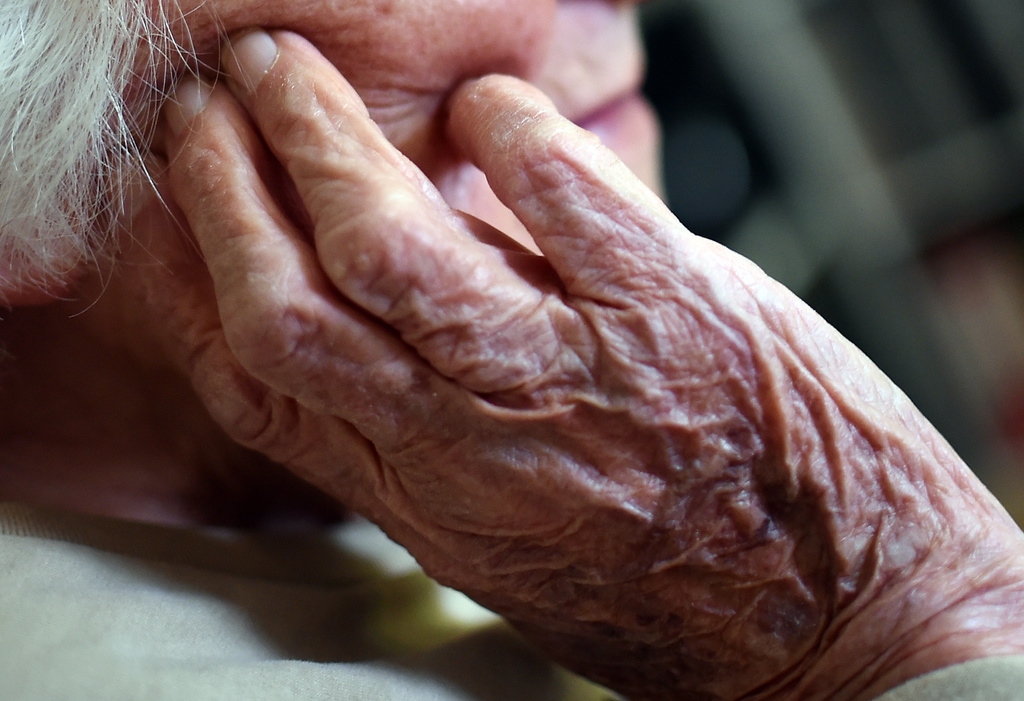 La Suisse compte 146'500 personnes atteintes de démence, dont la plupart souffrent d’Alzheimer. (illustration)