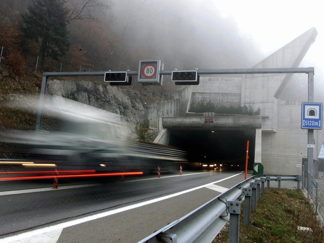 L'accident s'est produit dans le tunnel sous La Vue-des-Alpes.