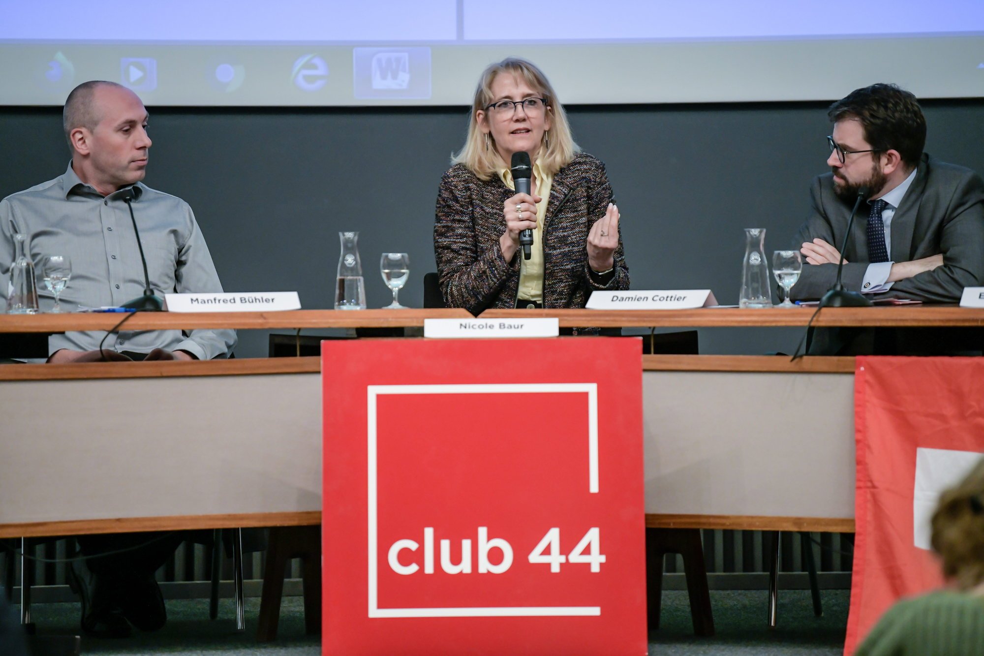 Le 12 mars 2020, au tout début de la crise du Covid-19. Au Club 44, on débattait de l'initiative UDC sur l'immigration.