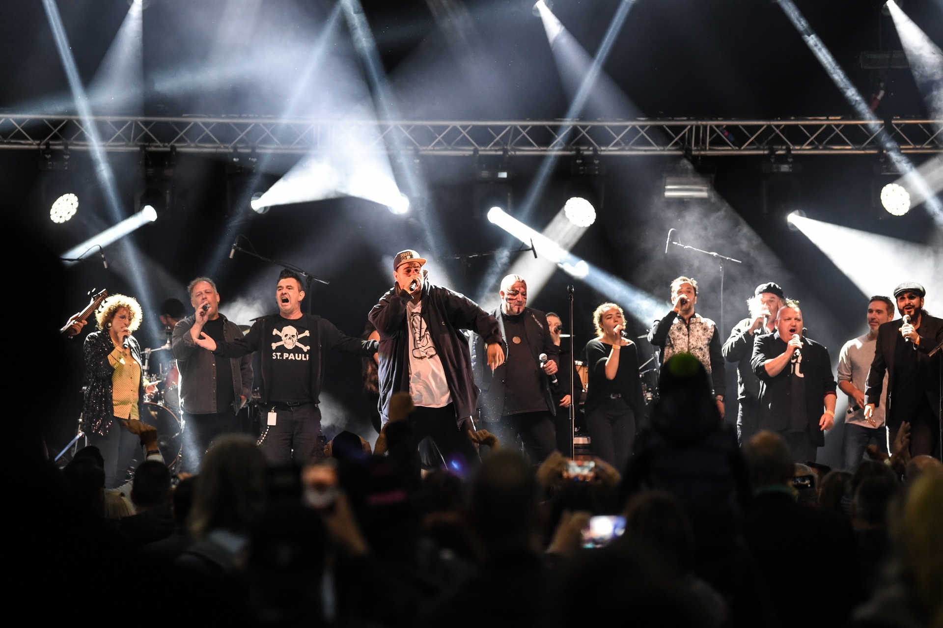 Le Cramia Big Band sur la scène du Chant du P'tit au Noirmont.