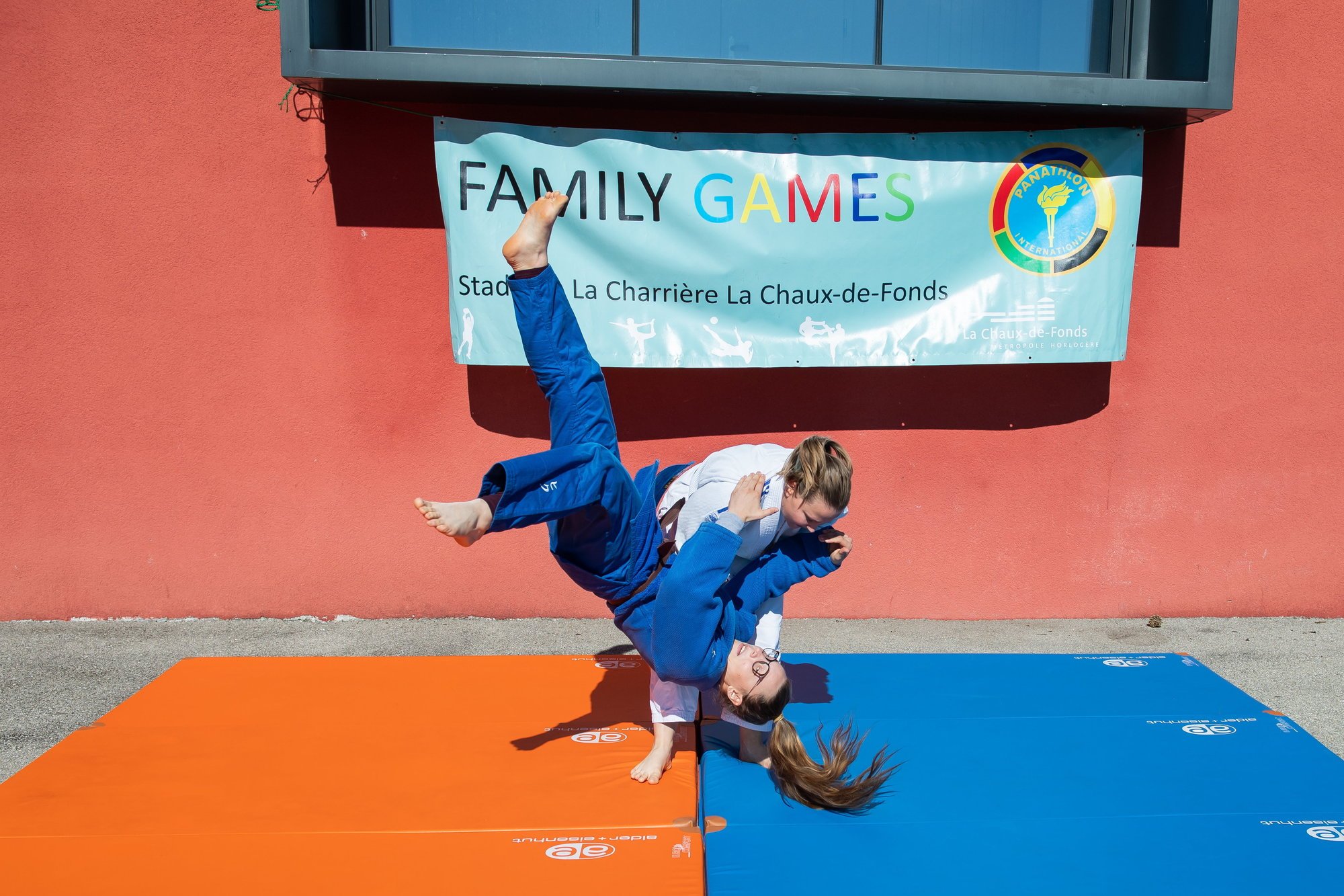 Les sœurs judokas, Karolane (blanc) et Lucie Morandi, ont donné un avant-goût de la 3e édition des Family Games.