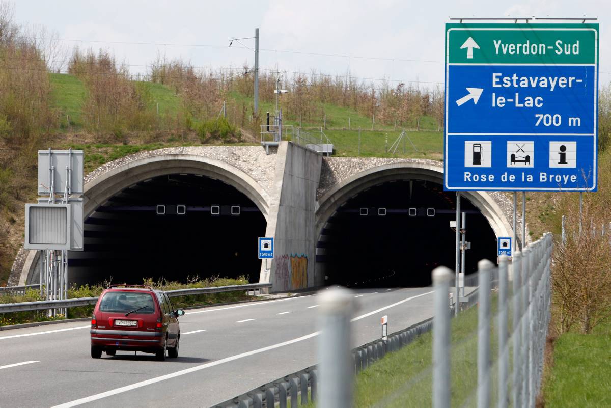 L'entrée du tunnel de Sevaz, où le policier a tiré et tué un des fuyards.