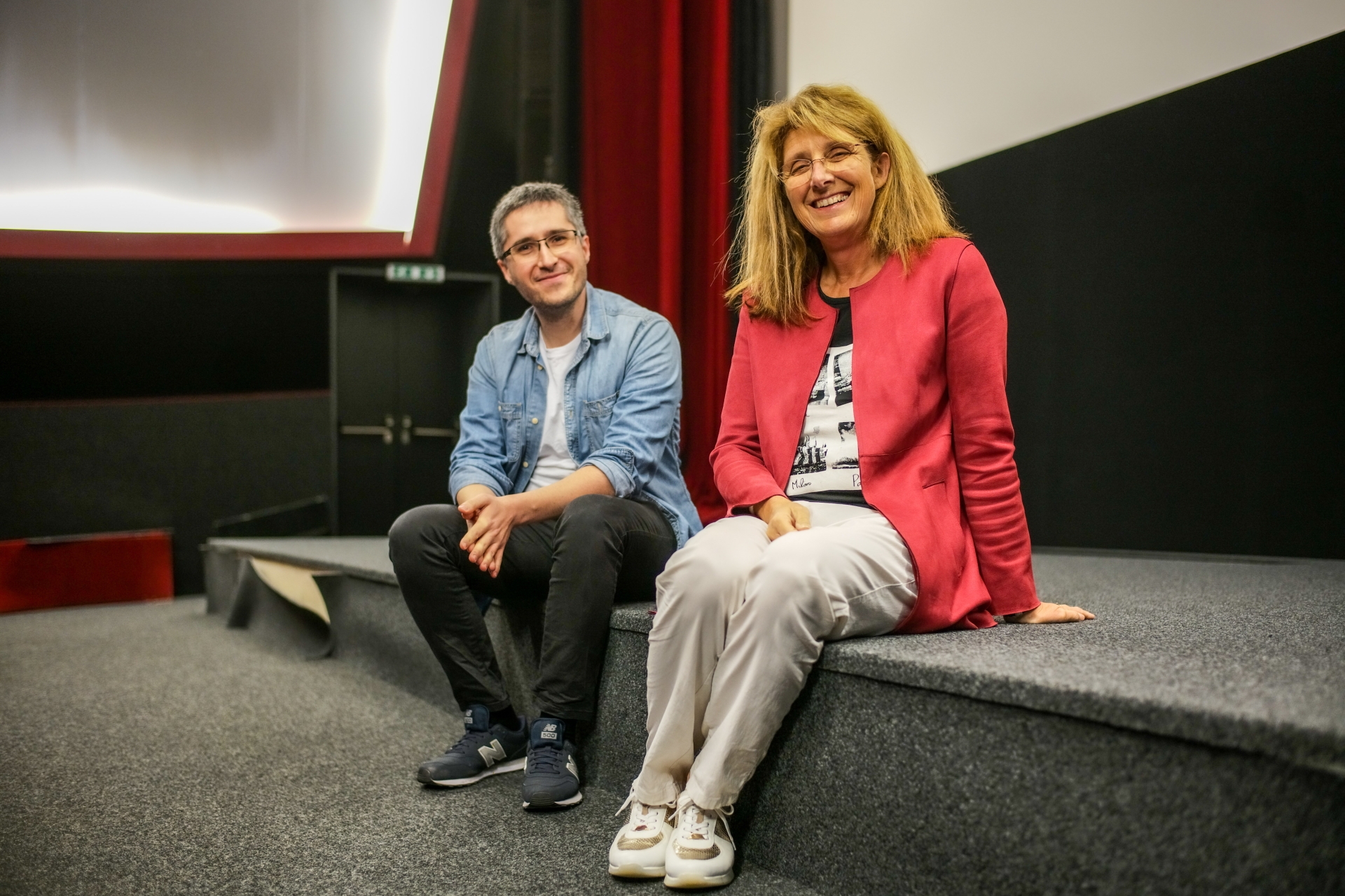 Patricia Rosselet Pianaro et Bertrand Stoller, sur la nouvelle scène bientôt prête pour être inaugurée ce mercredi soir 20 octobre.