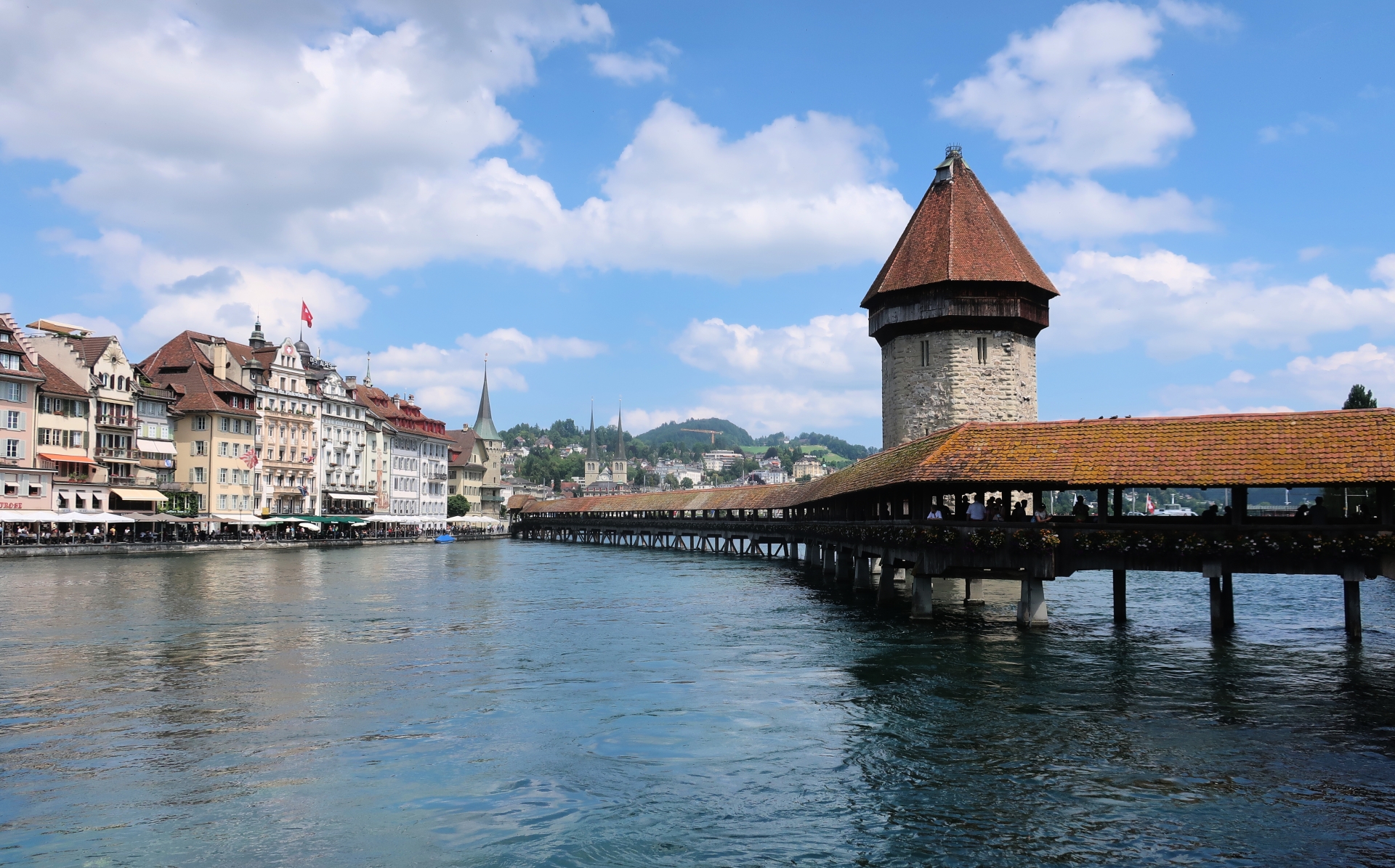 Kapellbrücke. Le pont emblématique de Lucerne a été reconstruit en 1994, après incendie.