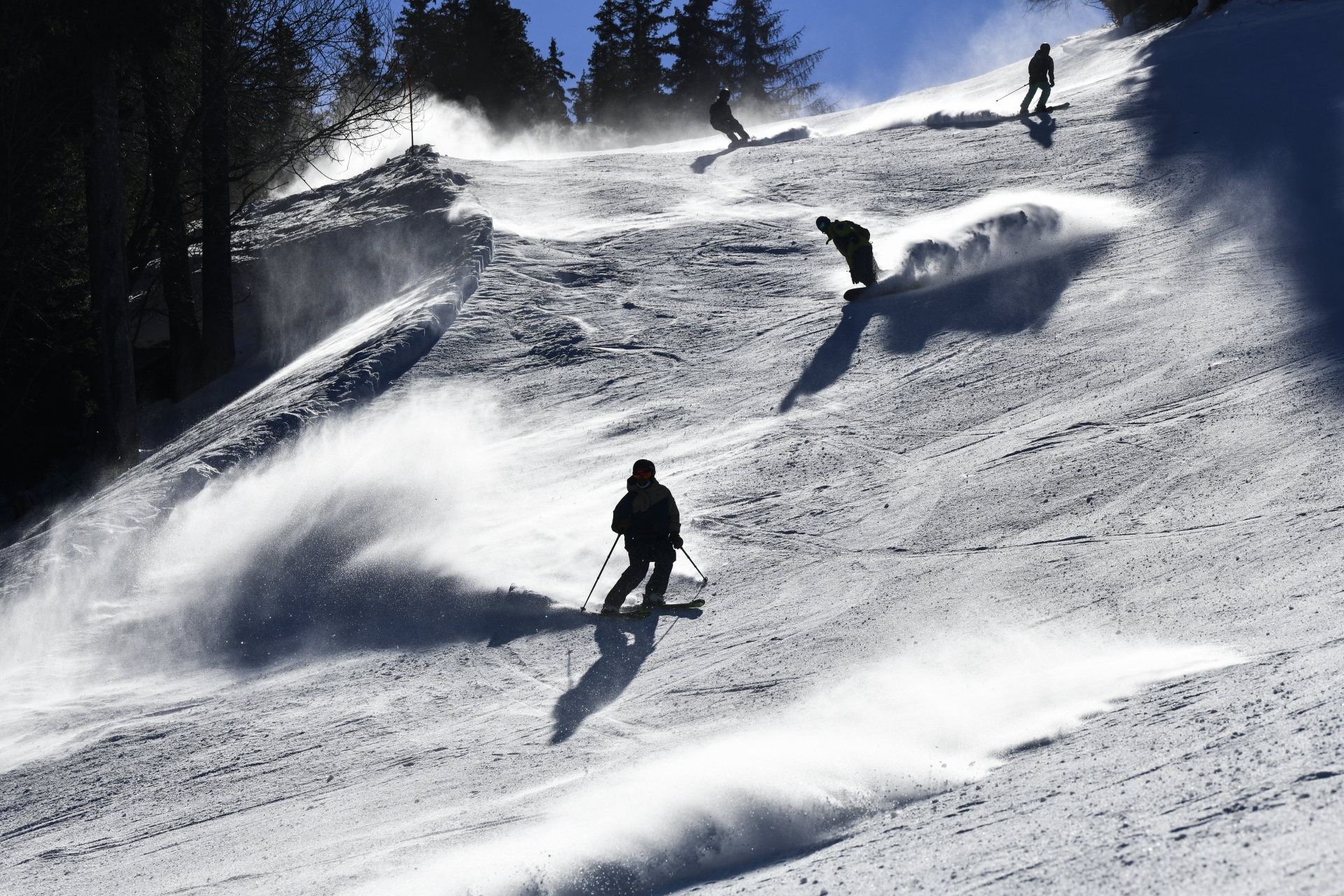 Sauf en cas de nouvelle vague, la pratique du ski se fera sans restriction en 2021-2022.