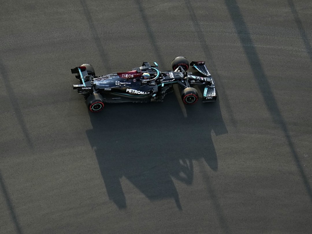 Les Mercedes ont monopolisé la première ligne du GP d'Arabie saoudite à Djeddah.