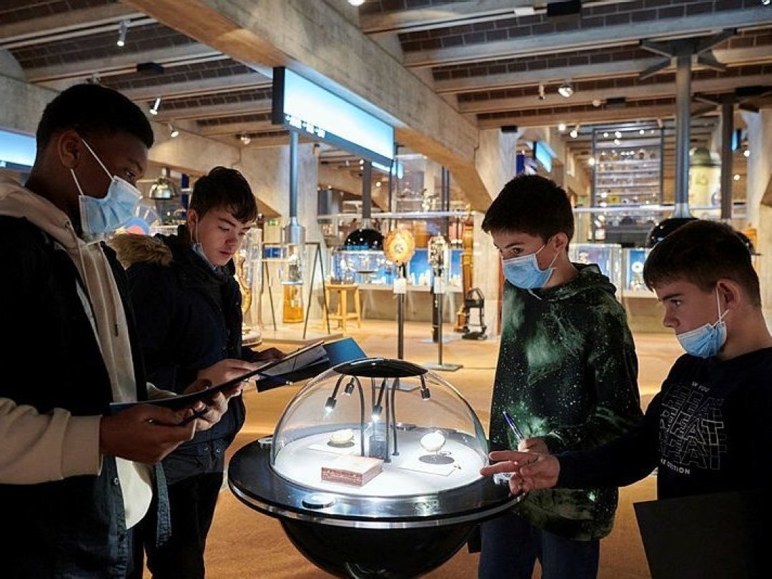 Elèves de 9H au collège Numa-Droz, Michael, Dan, Esteban et Veron ont été éblouis par les objets exposés au Musée international d’horlogerie.