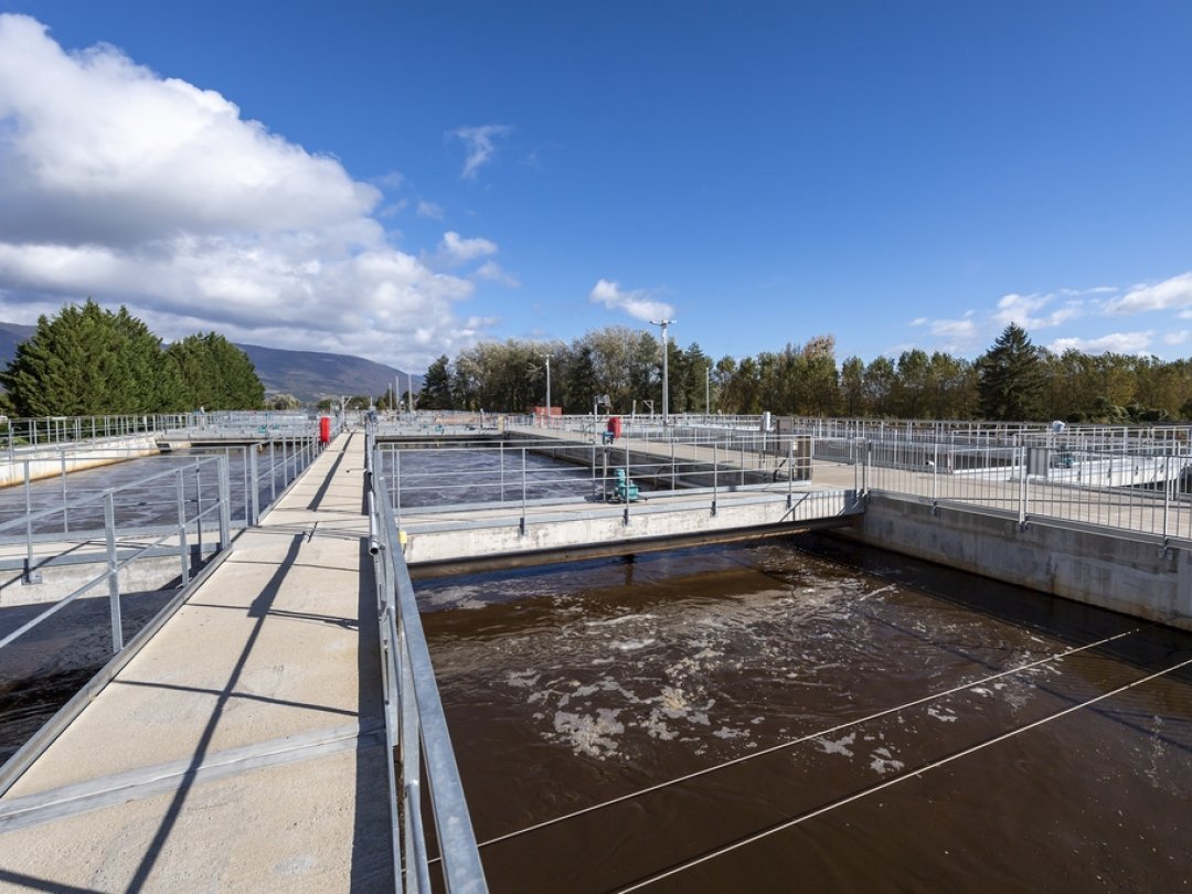 D'après l'Eawag, il est possible de réduire les émissions de N2O des STEP sans altérer la qualité des eaux usées épurées.