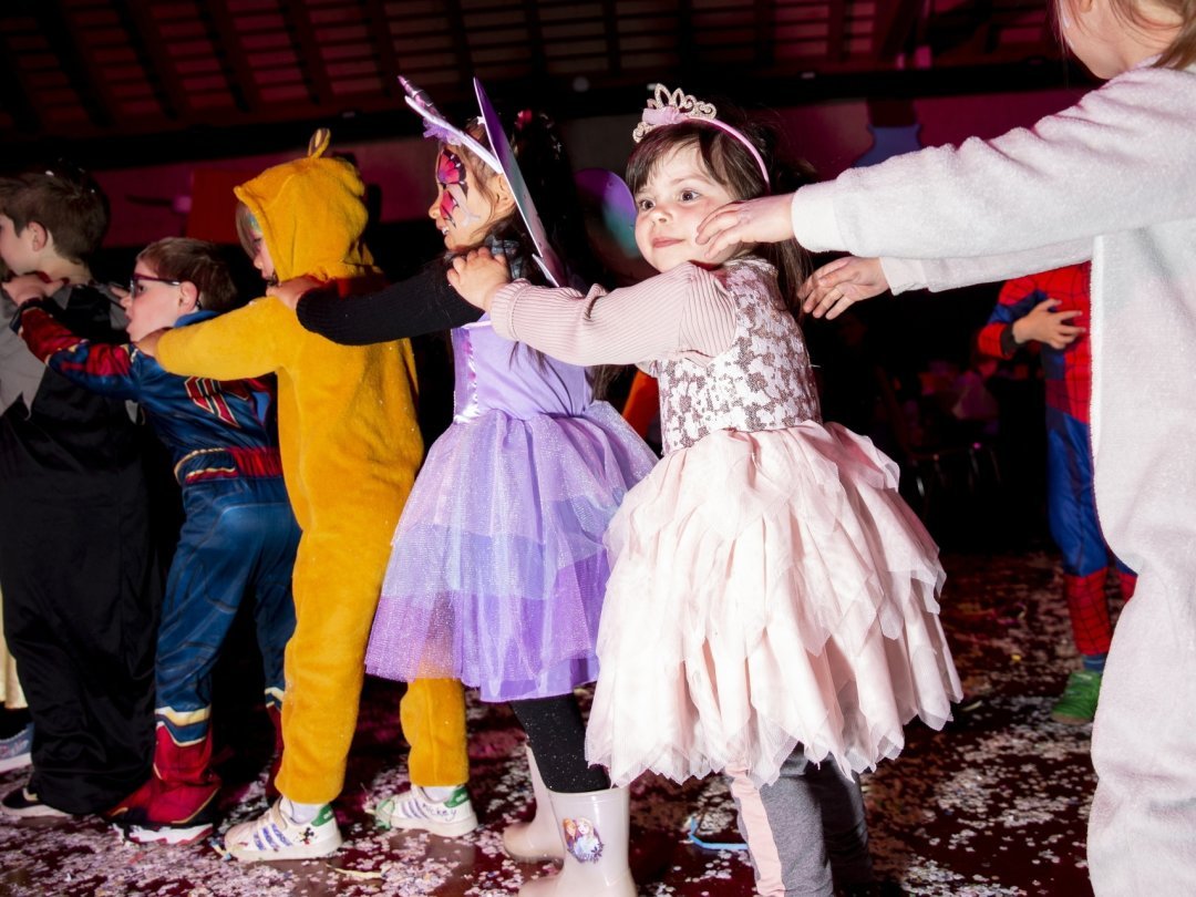 Carna'kids a enchanté les enfants, samedi 23 avril après-midi à la salle Fleurisia.