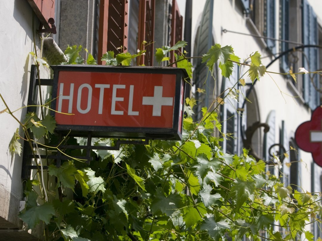 En raison de l’inflation, plus de la moitié des hôtels suisses ont augmenté leurs prix par rapport à l’année dernière.