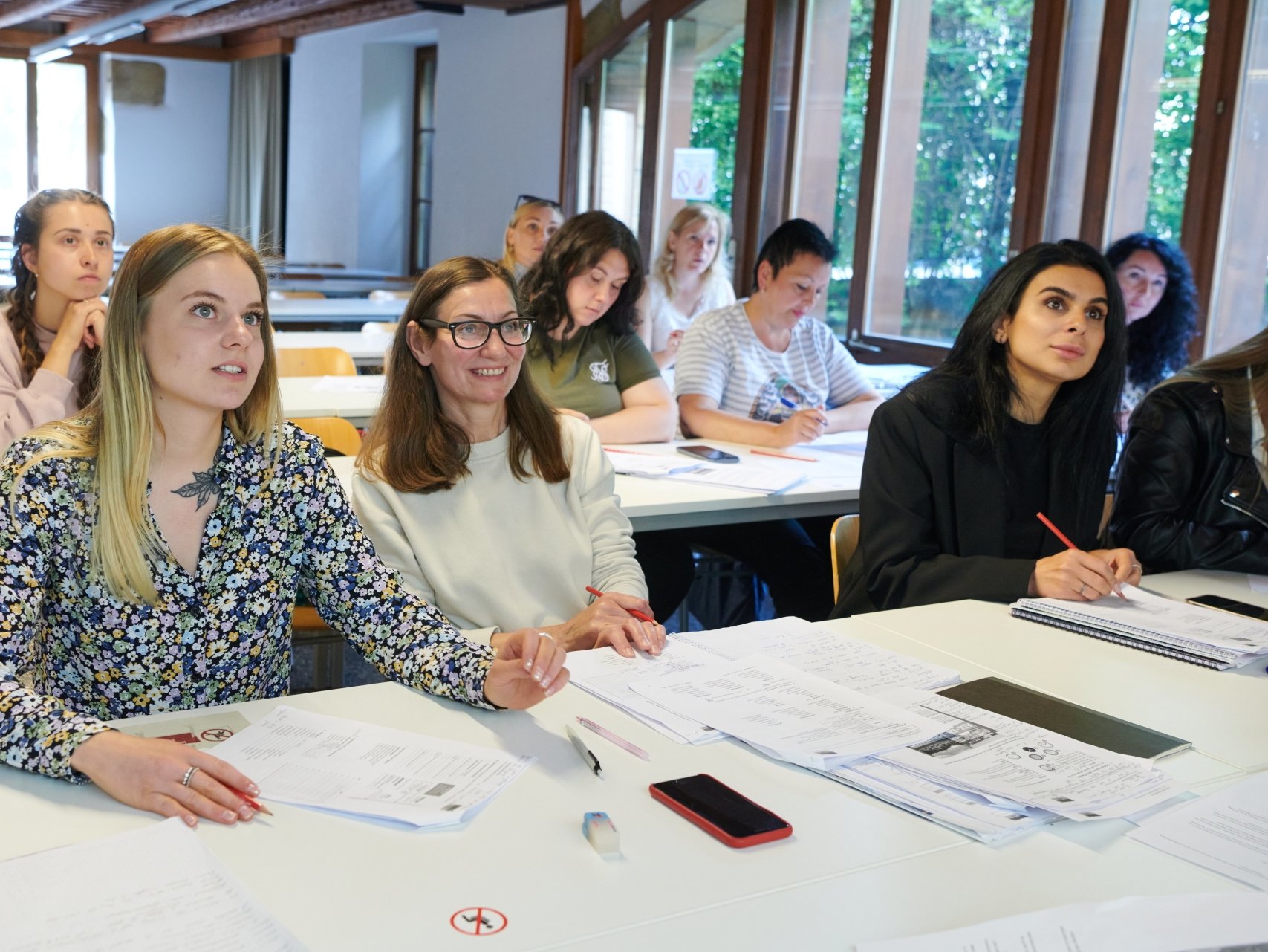 Les cours sont donnés dans les locaux de l'Institut de langue et civilisation françaises de l'Université, situés au faubourg de l'Hôpital, à Neuchâtel.