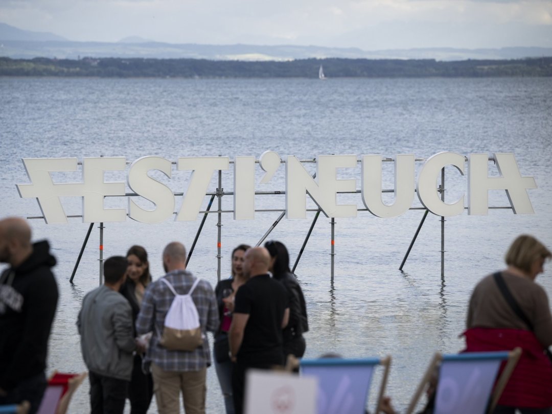 Un signe familier est réapparu à la surface du lac de Neuchâtel, ce jeudi 9 juin.