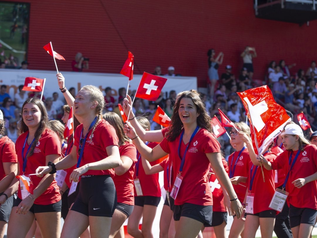 Les délégations de 21 nations, dont la Suisse, ont donné le coup d'envoi à l'Eurogym 2022, qui se déroule cette semaine à Neuchâtel.