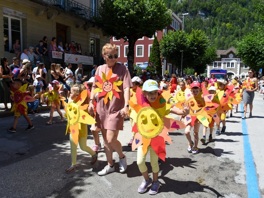 A l'image de la météo éclatante, de jeunes soleils ont participé au défilé.