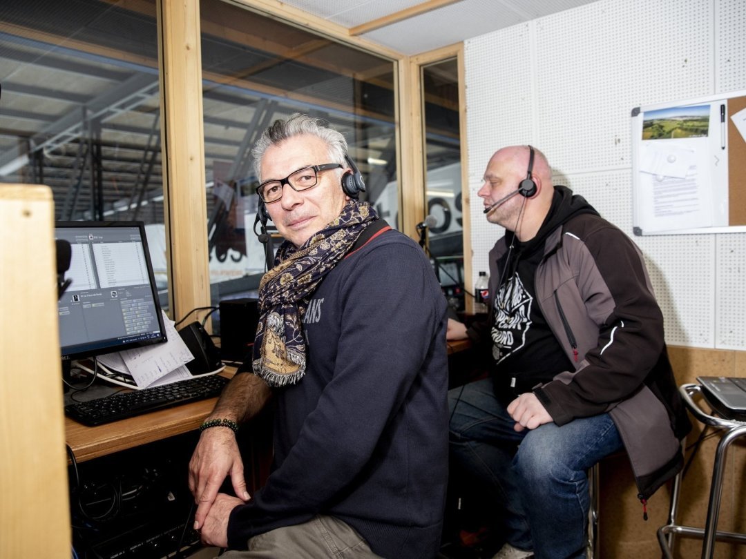 José Fernandez (à droite) et Pascal Ummel occupent l'une des cabines désormais dédiées au live streaming.