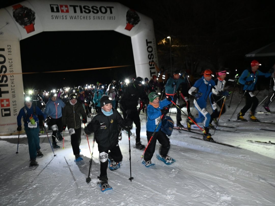 A ski ou en raquettes, ils étaient plus de 150 au départ ce vendredi soir à Nods.