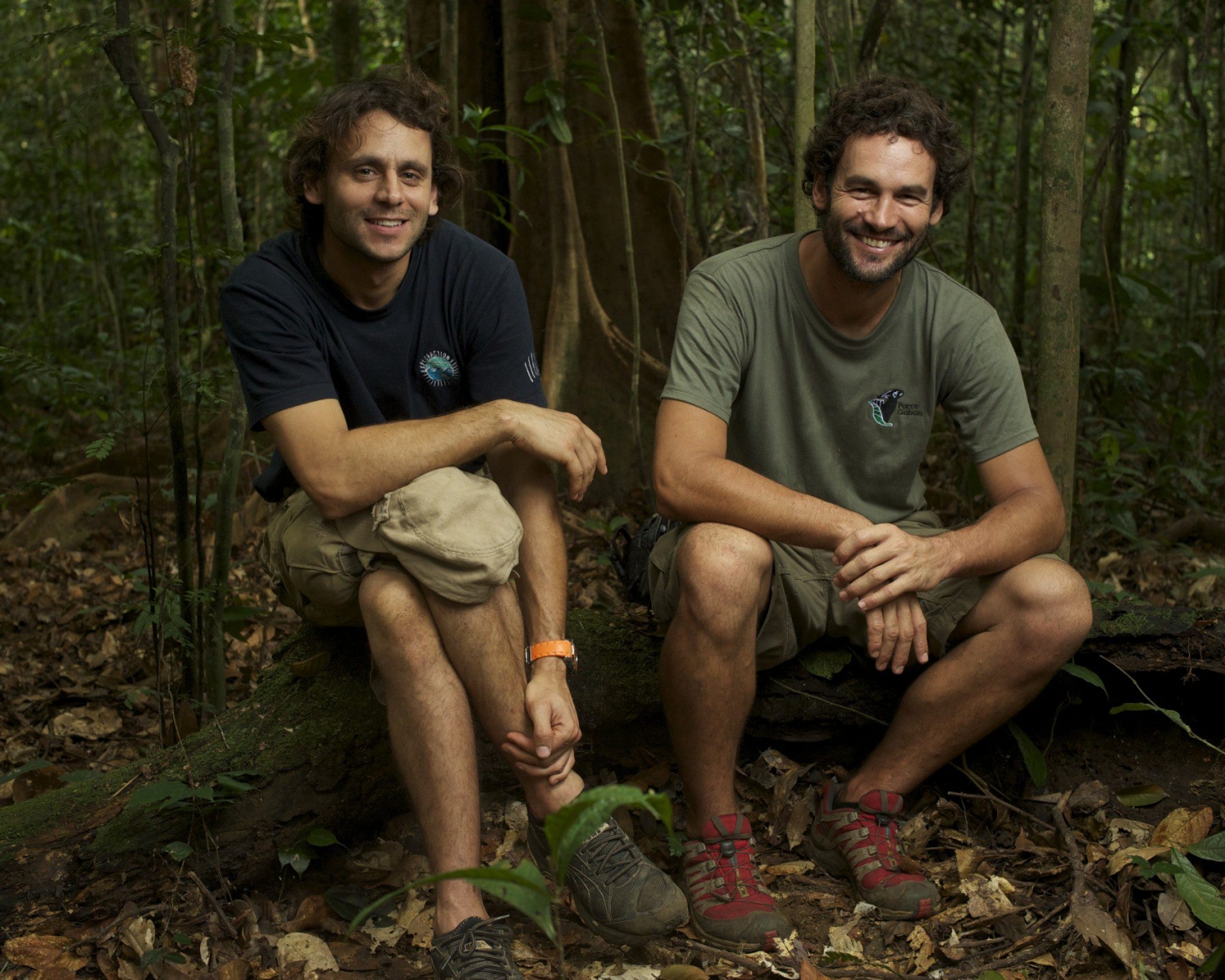 Yanick (à gauche) et Cédric Gentil de La Chaux-de-Fonds au milieu de la forêt tropicale. SP 