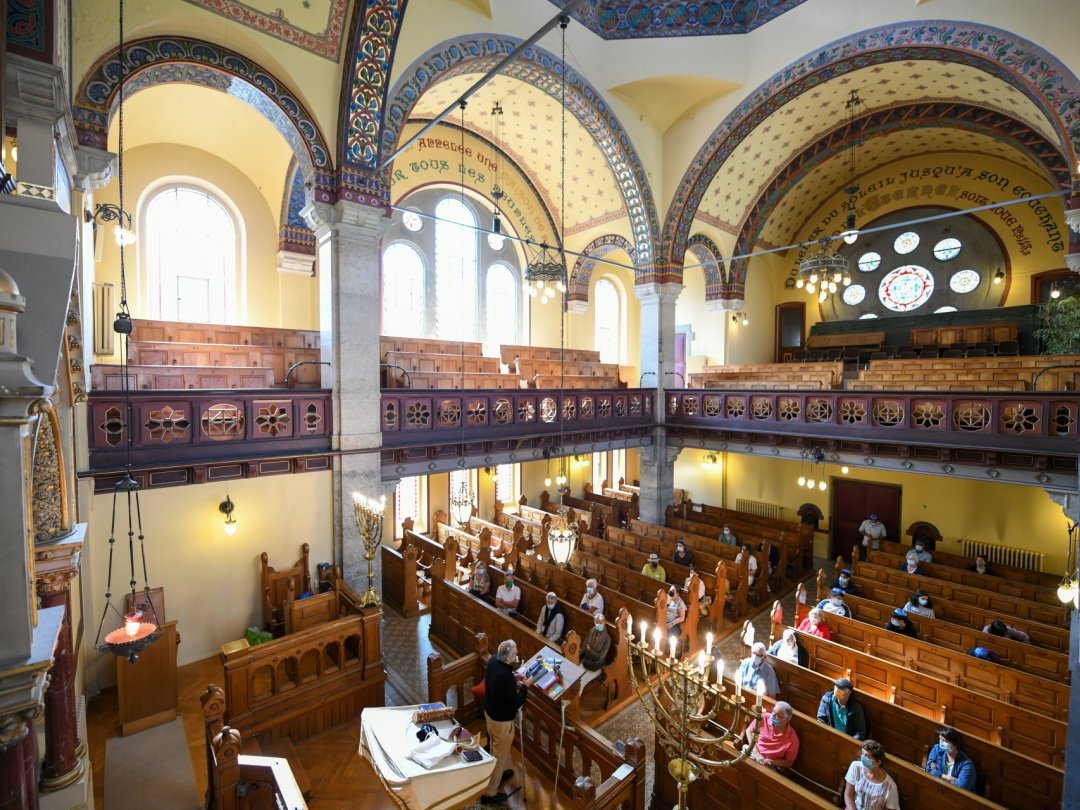 La synagogue de La Chaux-de-Fonds, symbole de la richesse passée d'une communauté juive aujourd'hui en déclin.