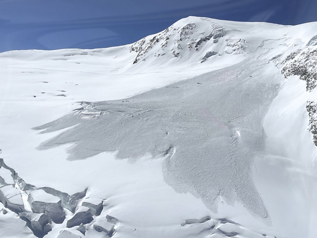 L'hiver qui vient de s'écouler a fait 21 morts dans des avalanches : une avalanche près de Saas Fee le 8 avril a fait neuf blessés, mais aucun mort. (Photo d'archives)
