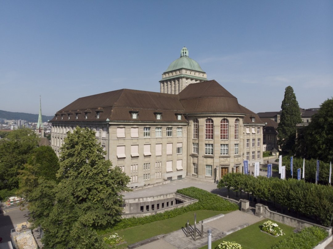 L'Ecole polytechnique fédérale de Zurich (EPFZ), toujours meilleure université d'Europe continentale, progresse de deux rangs.
