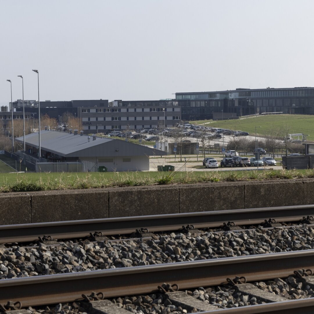 La création d'une halte ferroviaire est prévue à proximité du pôle de développement économique de Perreux, à Boudry.