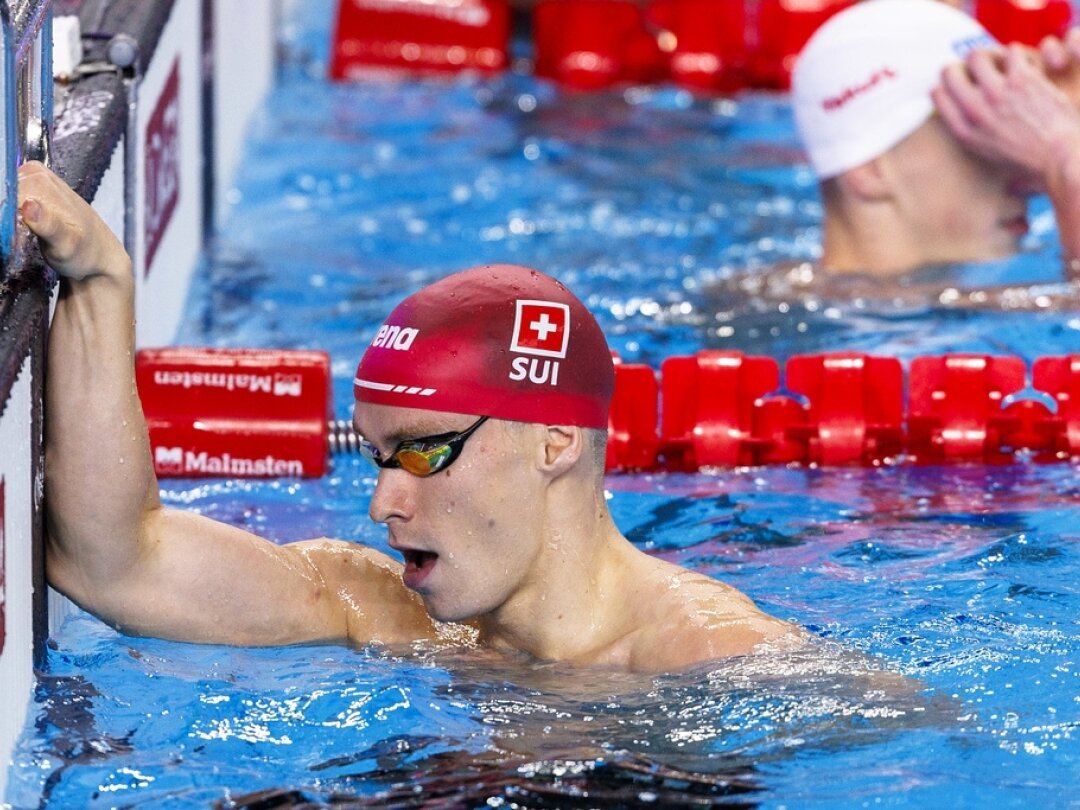 Roman Mityukov est en lice pour une médaille après sa qualification pour la finale du 100 m dos aux Mondiaux de Doha.