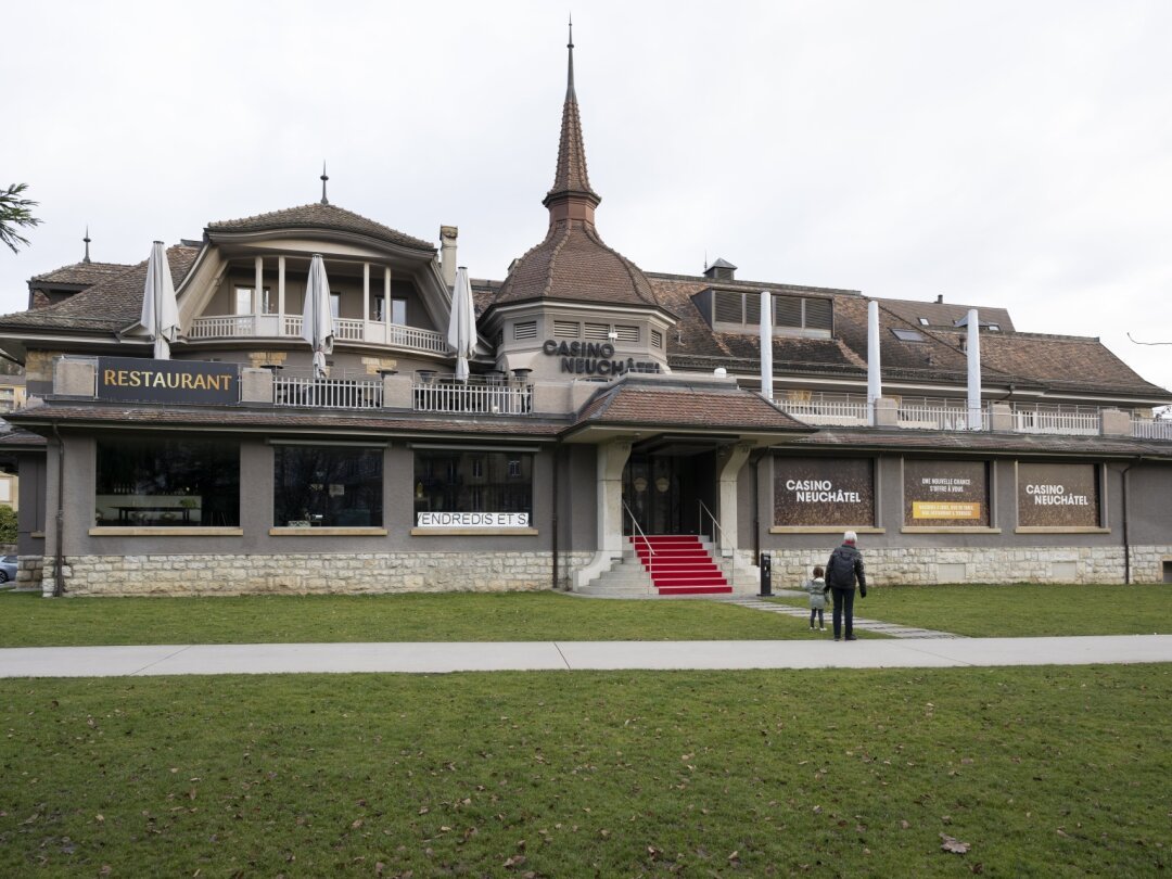 Le Casino de Neuchâtel et son restaurant se trouvent dans l'unique bâtiment du Jardin anglais.